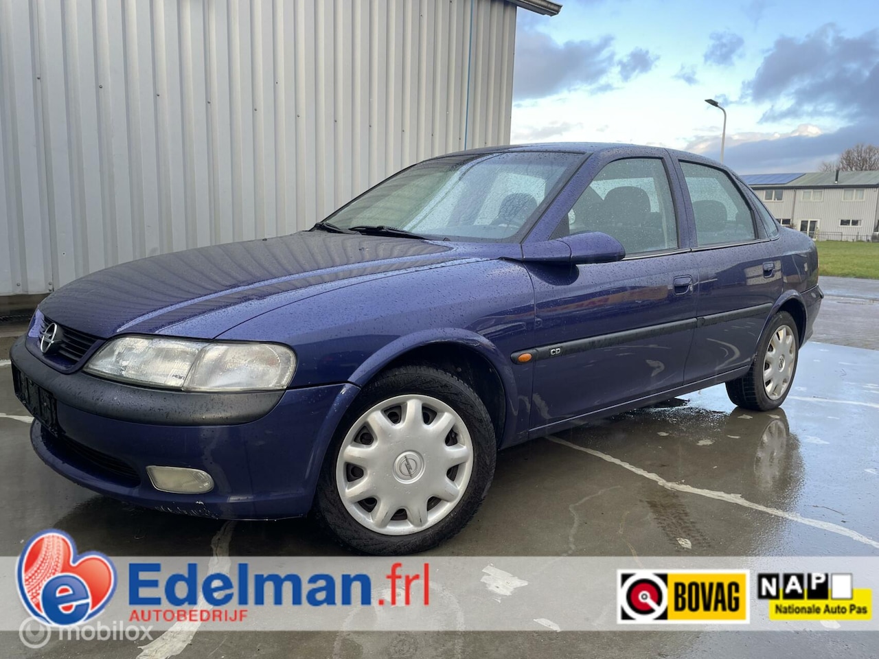 Opel Vectra - 1.8i-16V CD | UNIEKE LAGE KM-STAND ! - AutoWereld.nl