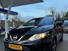 Nissan Qashqai - 1.2 Connect Edition / Navi / Parkeersensoren / Camera / Bluetooth / Airco