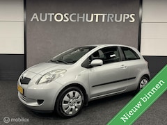 Toyota Yaris - 1.3 VVTi Sol AIRCO / NAP / NETJES / DEALER O.H