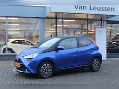 Toyota Aygo X - X-CLUSIV AUTOMAAT APPLE/ANDROID CLIMA KEYLESS PRIVACY-GLASS LED HALF-LEDER LMV 1e EIGENAAR