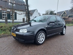 Volkswagen Golf - 2.3 V5 Highline