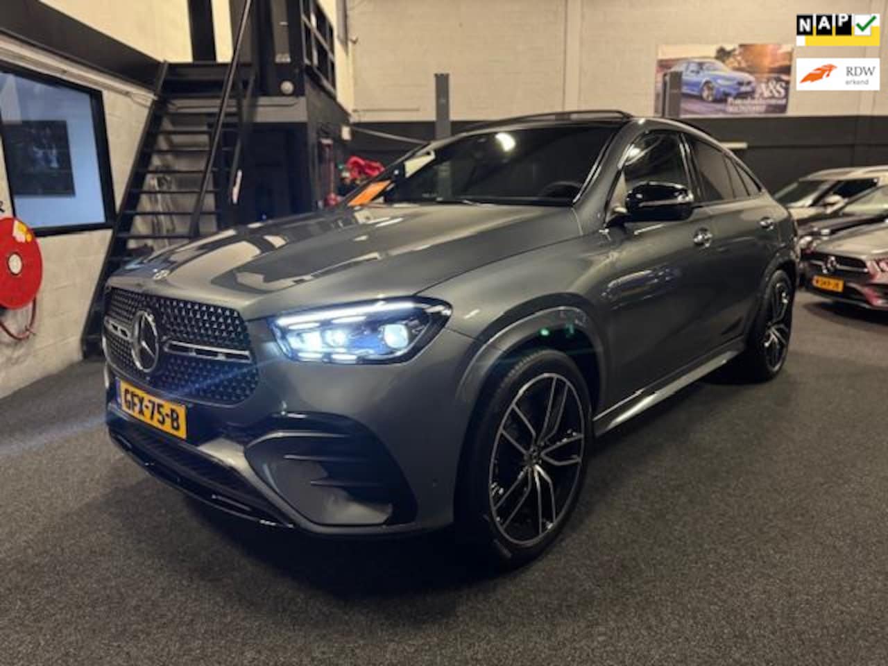 Mercedes-Benz GLE-Klasse Coupé - 400 e 4MATIC AMG Line Premium 400 e 4MATIC AMG Line Premium - AutoWereld.nl