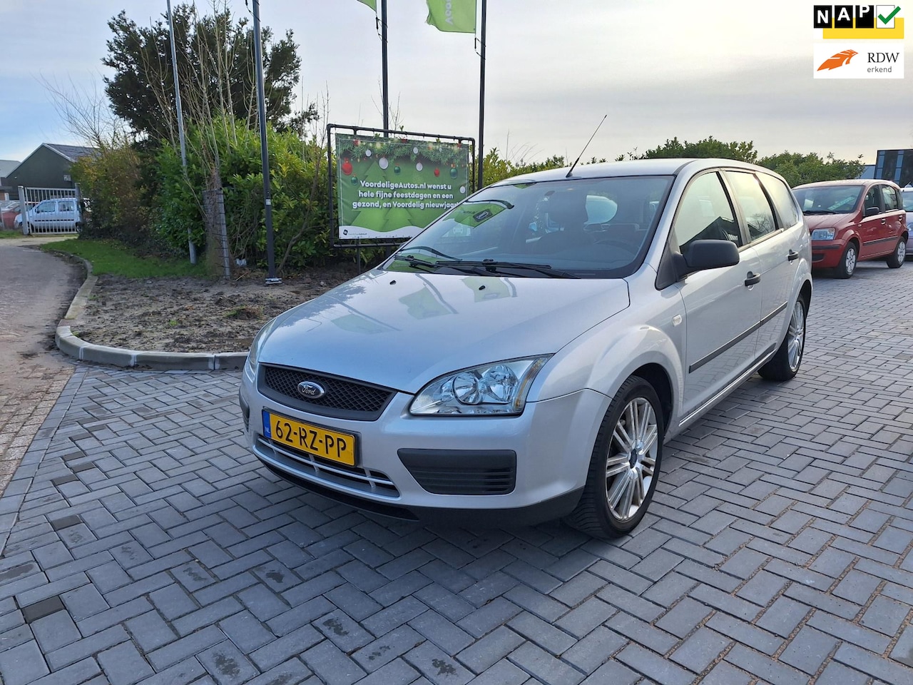 Ford Focus Wagon - 1.6-16V Champion 1.6-16V Champion - AutoWereld.nl