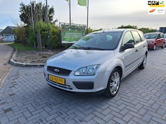 Ford Focus Wagon - 1.6-16V Champion