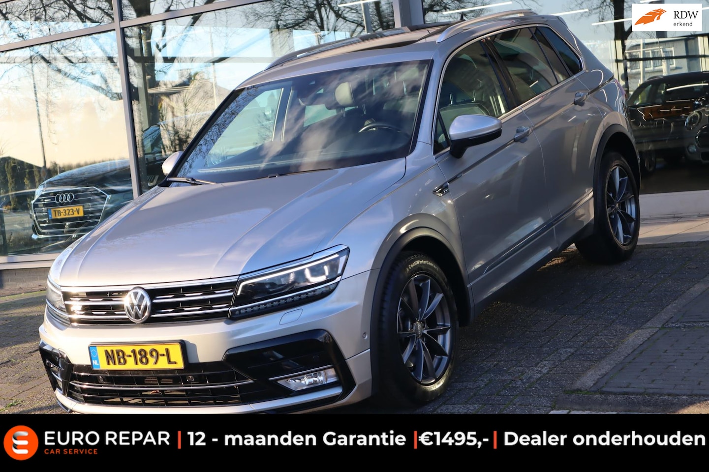 Volkswagen Tiguan - 2.0 TSI 4Motion R-LINE PANO-DAK NL-AUTO NAP! - AutoWereld.nl