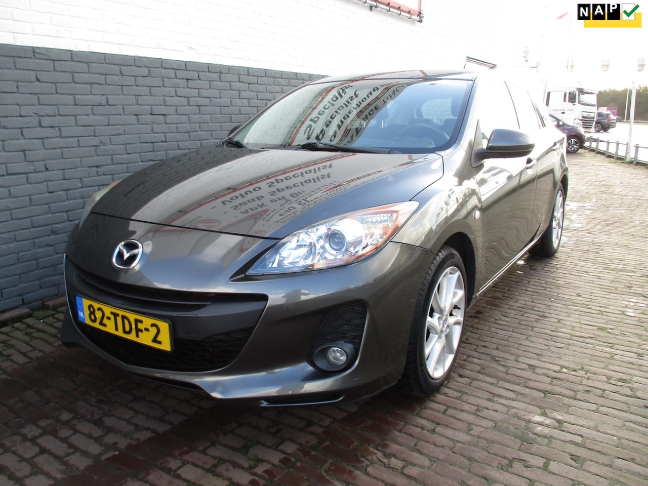 Mazda 3 - 1.6 Navigator 1.6 Navigator - AutoWereld.nl