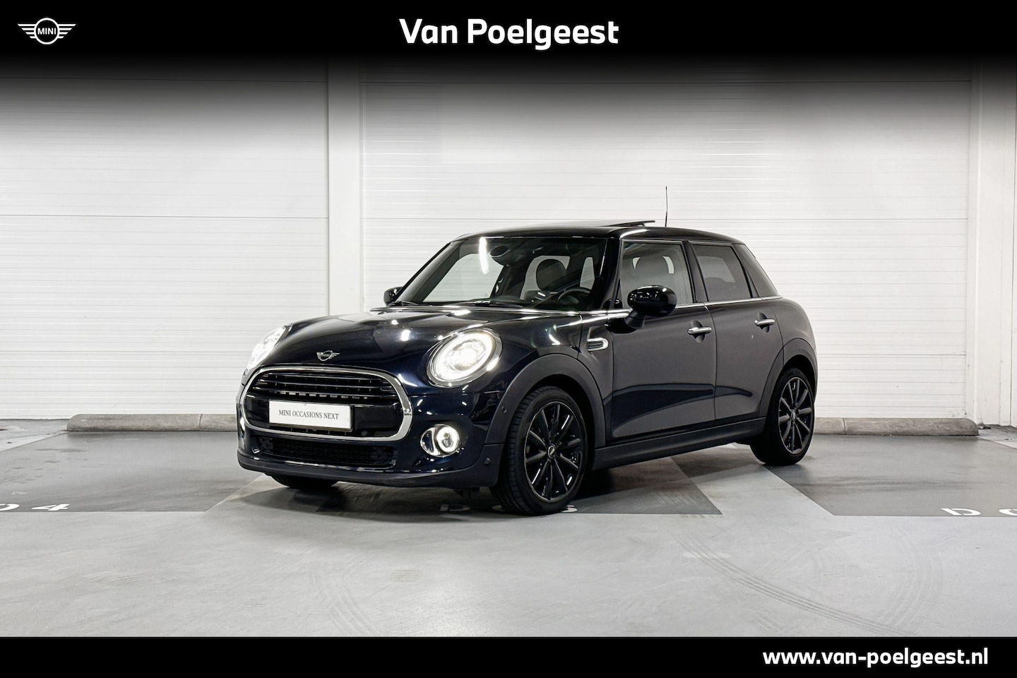 MINI Cooper - 5-deurs 60 Years Edition | Harman Kardon | Stoelverwarming | Achteruitrijcamera - AutoWereld.nl