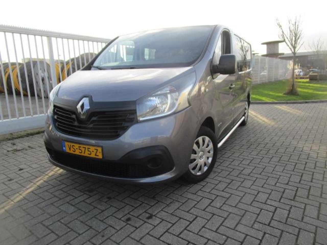 Renault Trafic - 1.6 dCi T27 L1H1 Comfort 1.6 dCi T27 L1H1 Comfort, Dubbel cabine - AutoWereld.nl