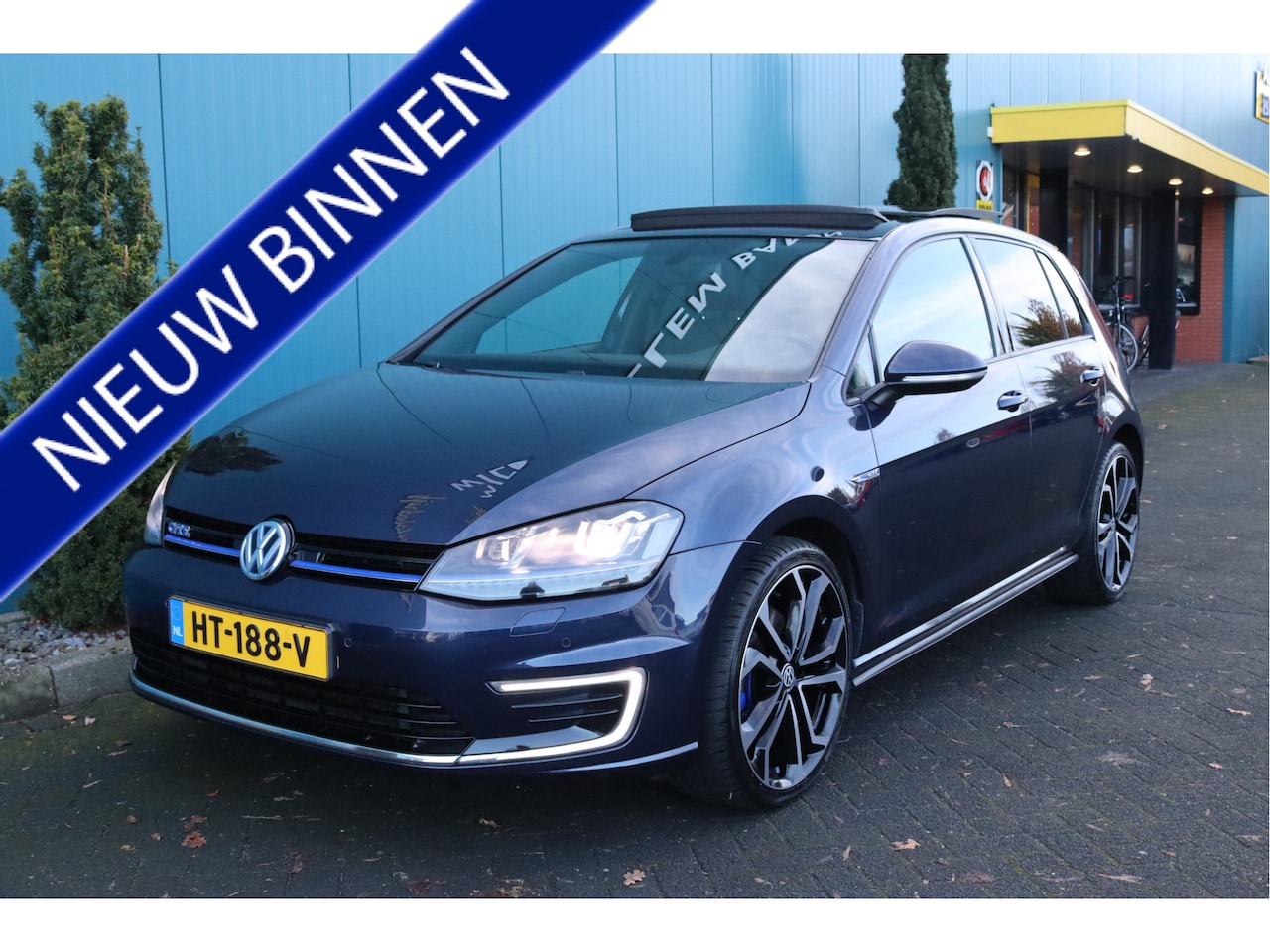 Volkswagen Golf - 1.4 TSI GTE DSG AUT. PANO|CARPLAY|STOELV.|CRUISE|LED|LMV'19|TREKH. - AutoWereld.nl