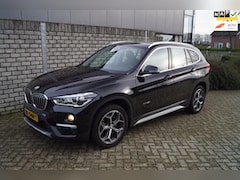 BMW X1 - X-Drive20i High Executive Autom 192 PK Leder Sportst Stoelverw Navi Head-Up Clima Cruise 2