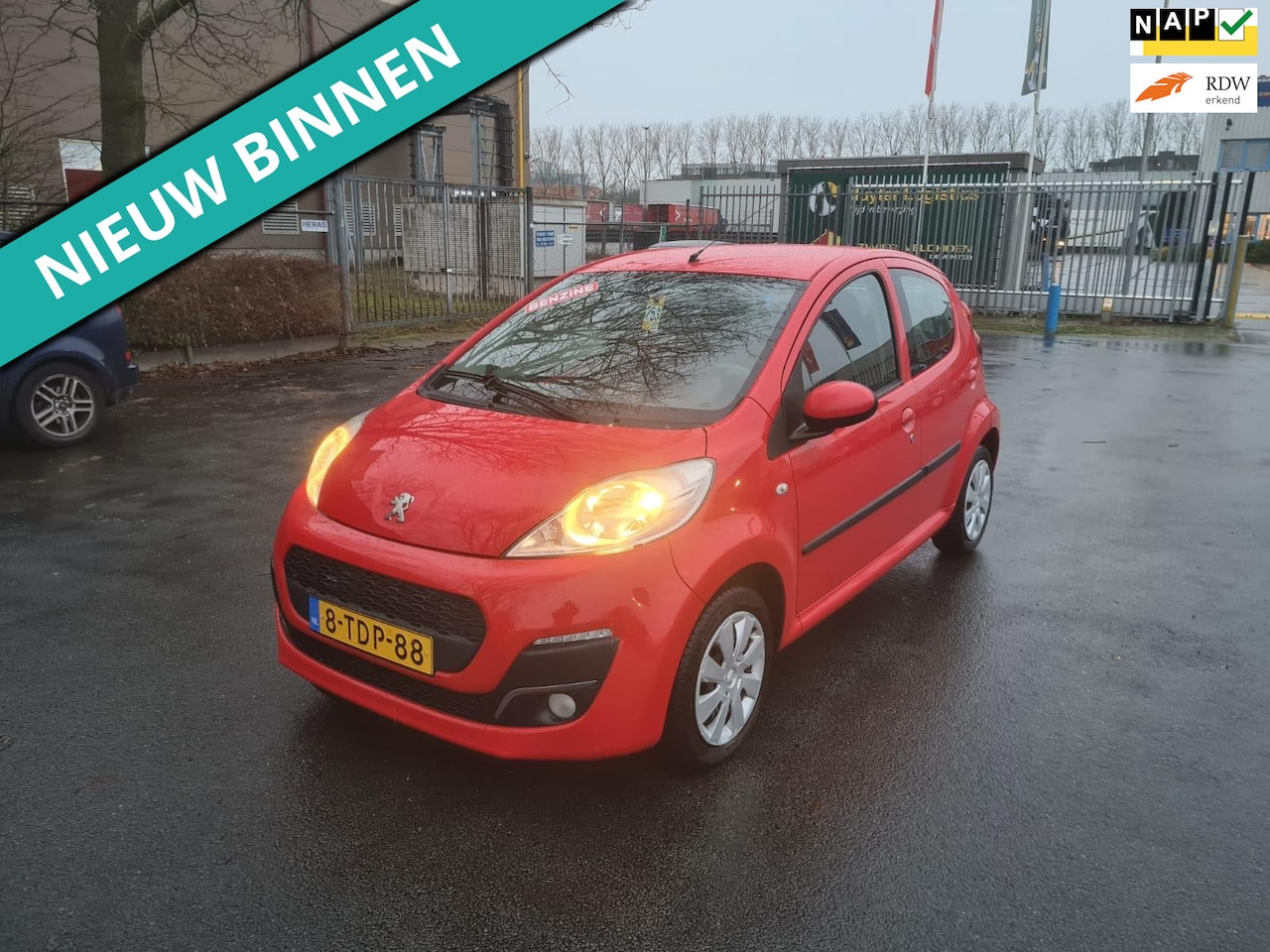 Peugeot 107 - 1.0 Active 5 DRS MET AIRCO EN TOP ONDER HOUDEN - AutoWereld.nl