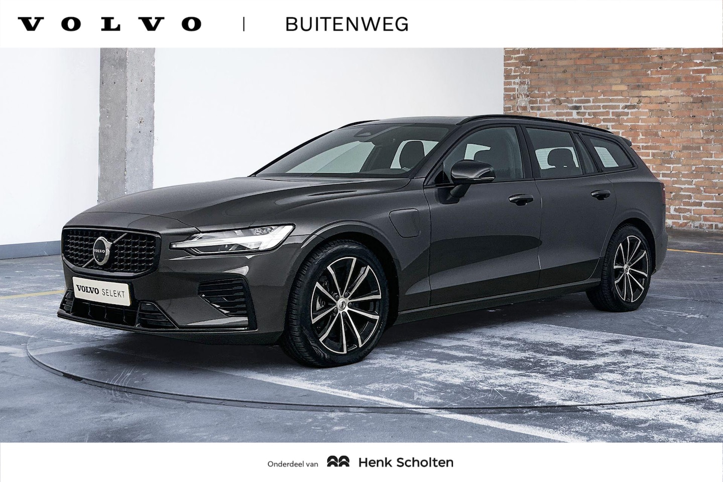 Volvo V60 - T6 Automaat Plug-in hybrid AWD Plus Dark | Panoramadak| Premium Audio by Harman en Kardon| - AutoWereld.nl