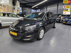 Opel Astra Sports Tourer - 1.4 Turbo Design AUTOMAAT 1E EIGENAAR CAMERA PDC NAVI BLUETOOTH NAP NL AUTO