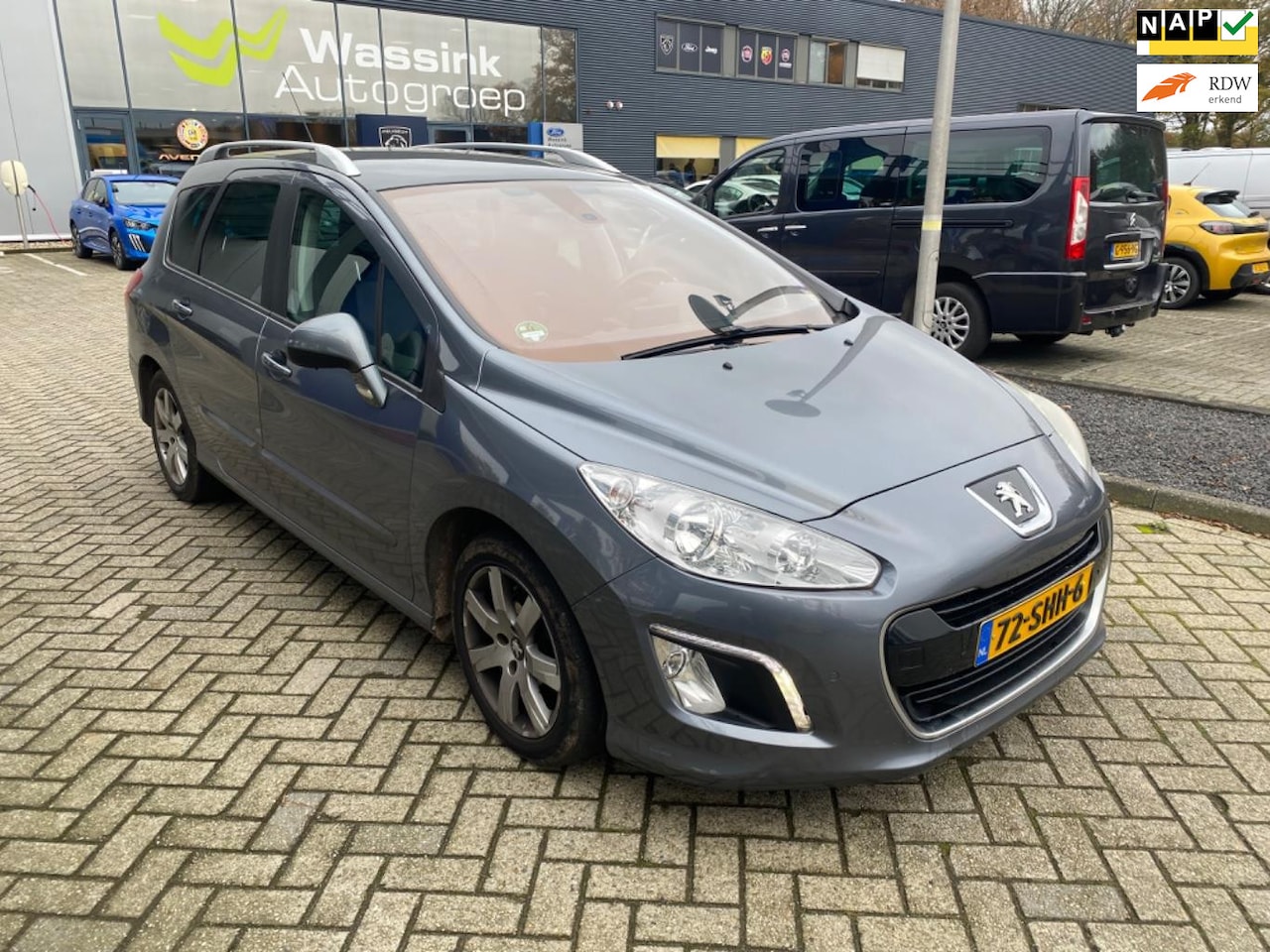 Peugeot 308 SW - 1.6 e-HDi Première EXPORT - AutoWereld.nl