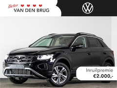 Volkswagen T-Roc - 1.5 TSI 150 PK Life Edition | Trekhaak | Achteruitrijcamera | App Connect |