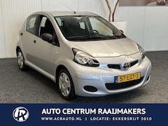 Toyota Aygo - 1.0-12V Access AIRCO RADIO/CD BUMPERS IN CARROSSERIEKLEUR ZEER MOOI LOCATIE 3010 DEK