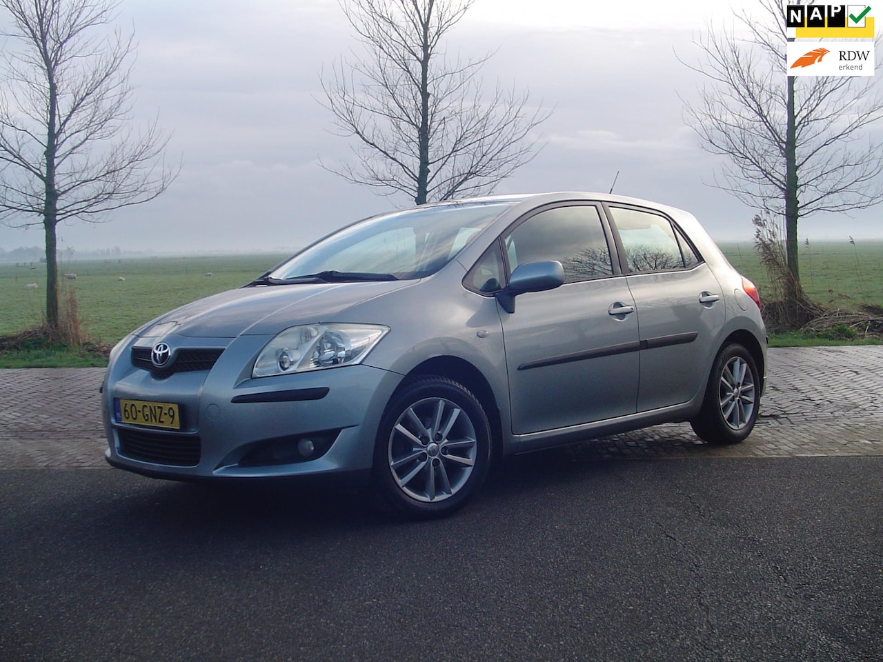 Toyota Auris - 1.6-16V Dynamic / Airco / Cruise controle / Trekhaak - AutoWereld.nl