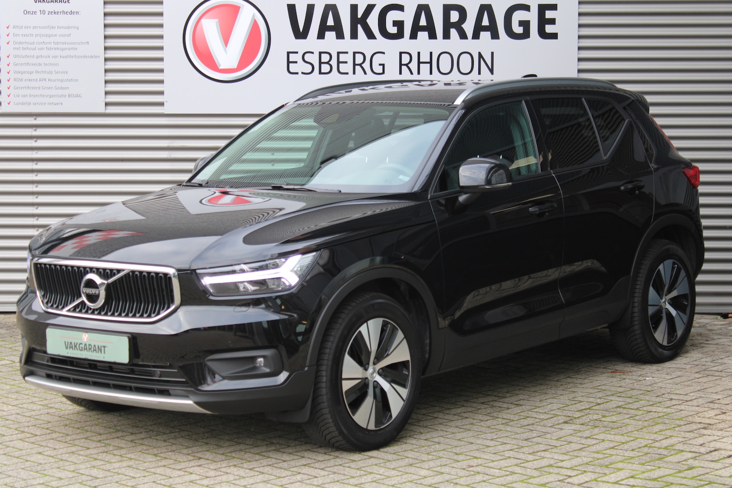 Volvo XC40 - 1.5 T3 Momentum Pro 1.5 T3 Momentum Pro LED,NAVI/CAMERA - AutoWereld.nl