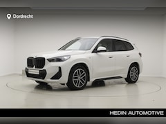 BMW X1 - xDrive23i M-Sport | Stoel/Stuurverwarming | Adaptief onderstel | 18"