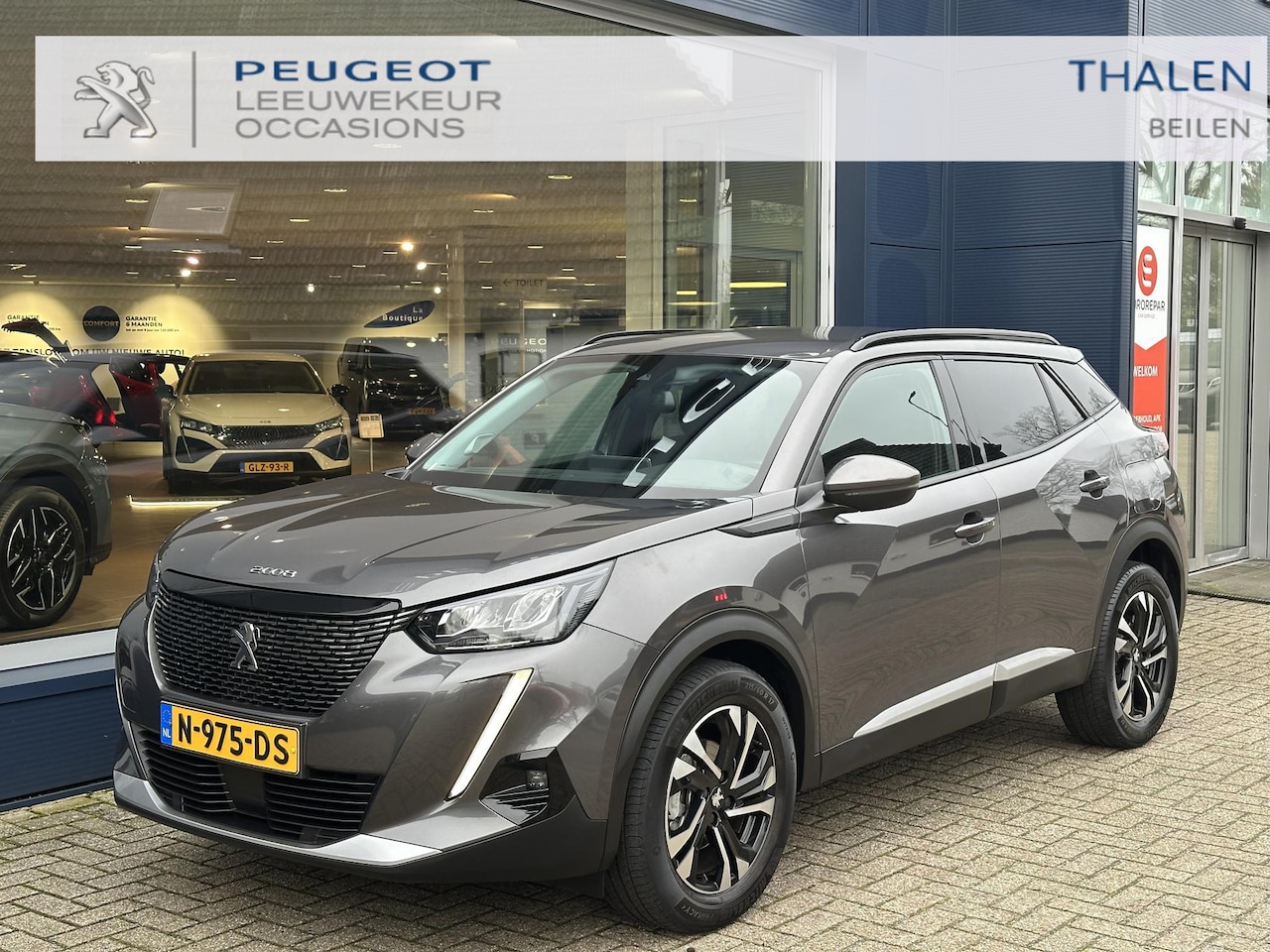 Peugeot 2008 - 1.2 Turbo 100 PK Allure Pack | Navigatie | Trekhaak 1200 KG | Digitaal Dashboard | Hoge Zi - AutoWereld.nl