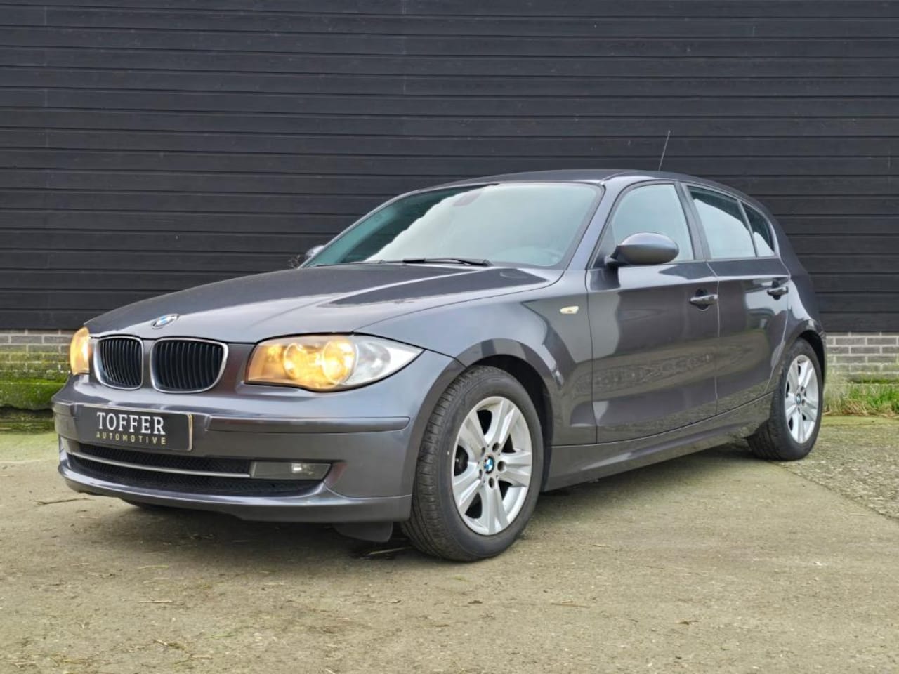 BMW 1-serie - 120i Business Line NW APK YOUNGTIMER - AutoWereld.nl