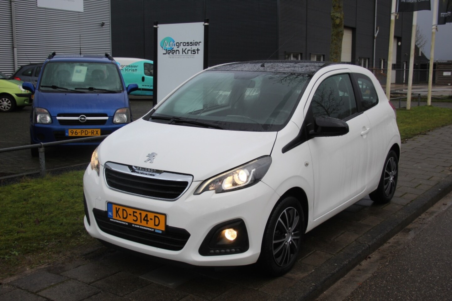 Peugeot 108 - 1.0 e-VTi Active Airco Elek pakket Leuke auto! - AutoWereld.nl