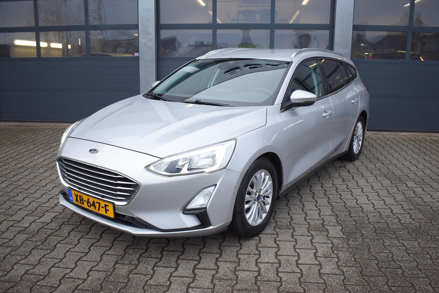 Ford Focus Wagon - 1.0 EcoBoost Titanium Business 1.0 EcoBoost 125pk Titanium Business - AutoWereld.nl