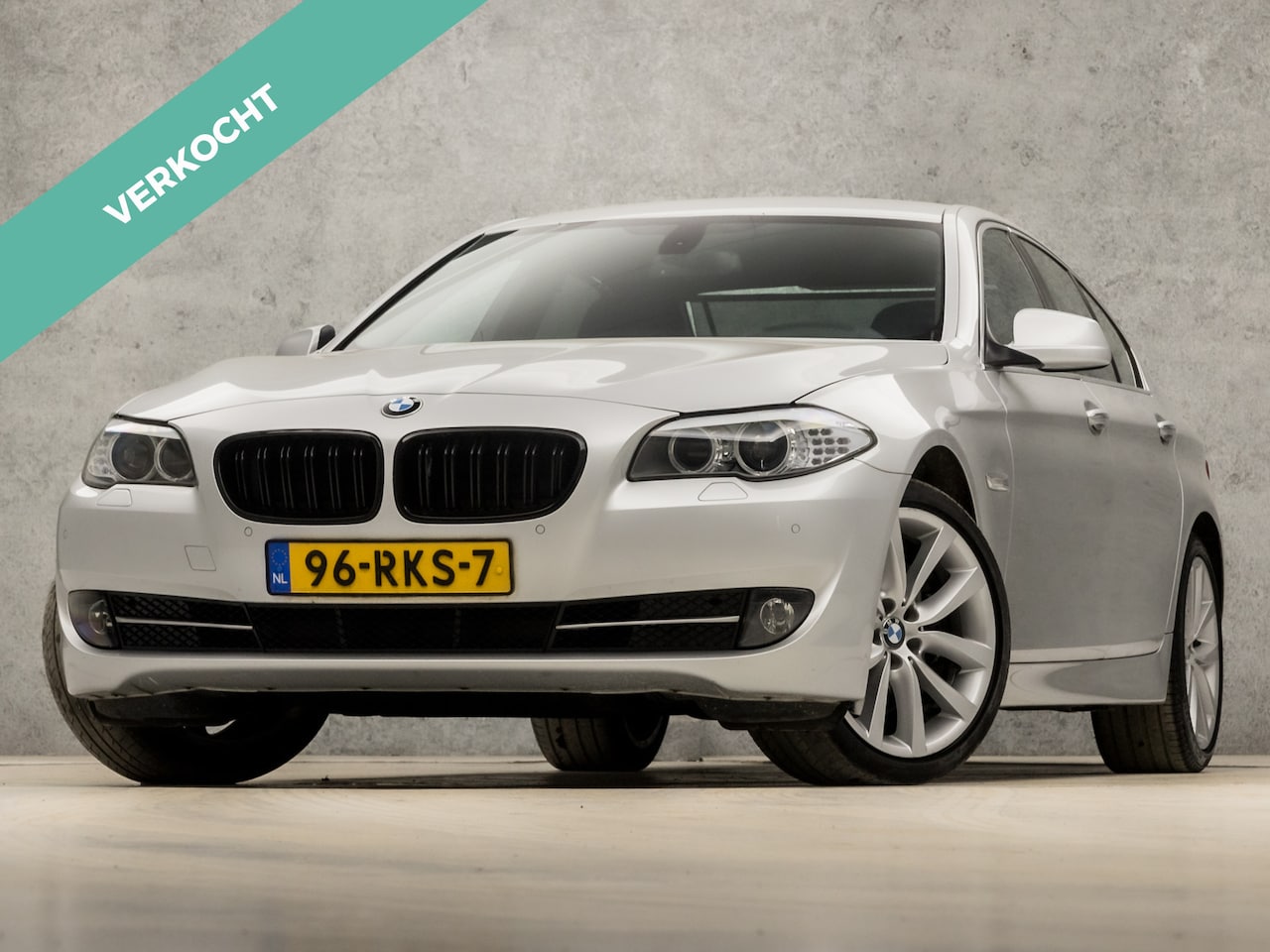 BMW 5-serie - 528i High Executive 259Pk Automaat (6 CILINDER, NAVIGATIE, MEMORY SEATS, LEDER, STOELVERWA - AutoWereld.nl