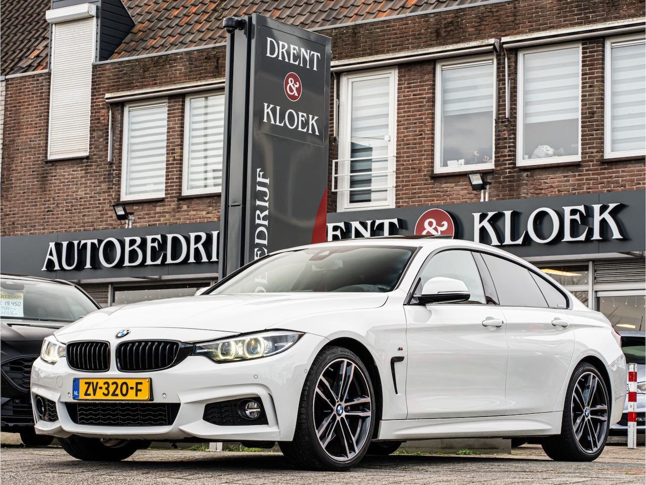 BMW 4-serie Gran Coupé - 420i High Exe M-Sport ORG NL PANO HUD HARMAN KARDON 19 INCH TREKHAAK BOMVOL!!! - AutoWereld.nl