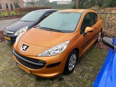 Peugeot 207 - 1.4 HDI XR