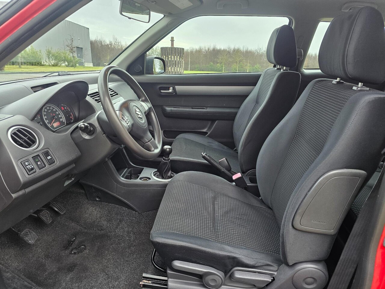 Suzuki Swift - 1.5 Exclusive AIRCO *apk:01-2026* - AutoWereld.nl