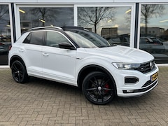 Volkswagen T-Roc - 1.0 TSI Sport R-line 50% deal 9.975, - ACTIE Schuif-kanteldak / Virtual / ACC / Stoel verw