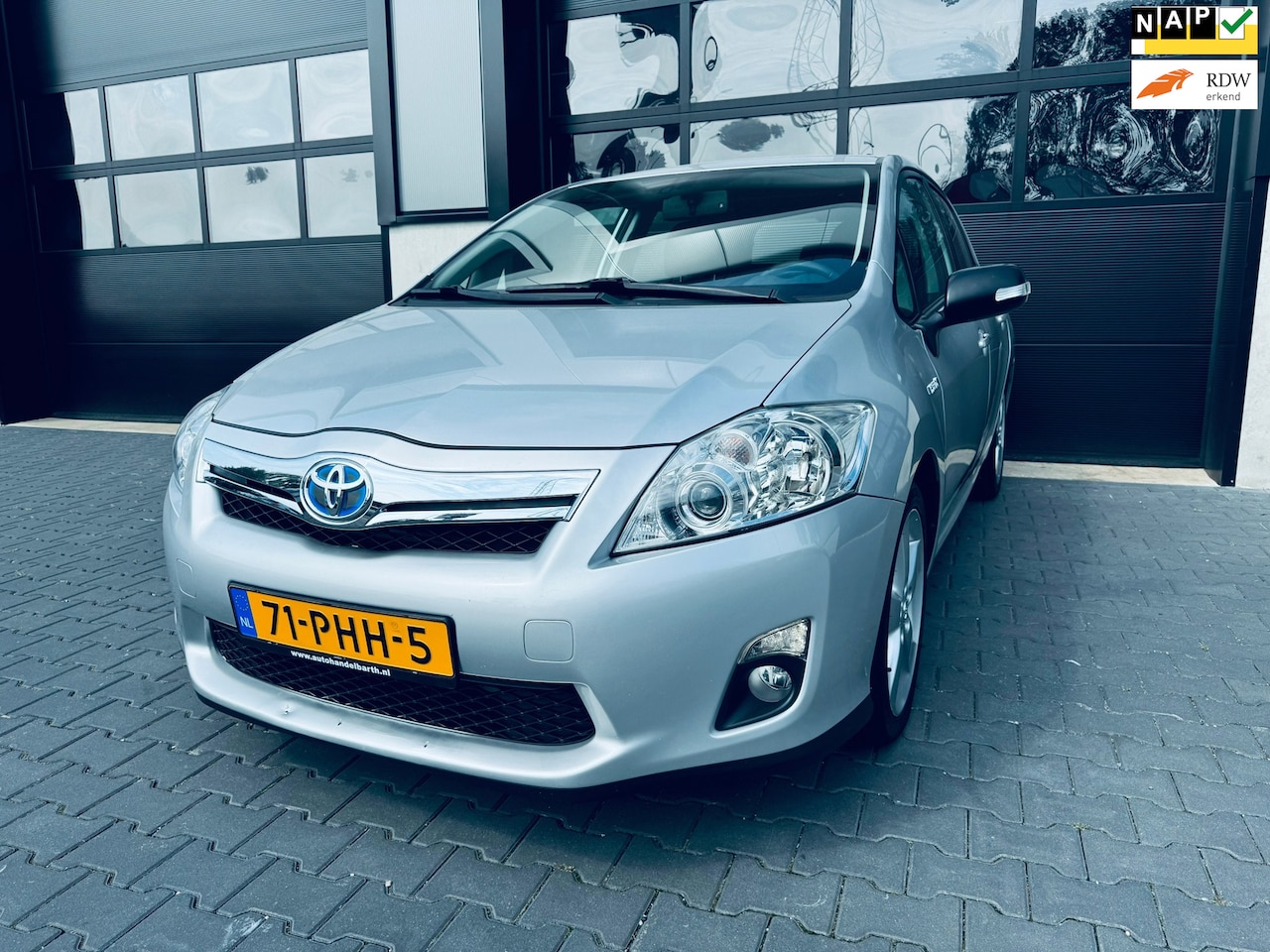 Toyota Auris - 1.8 Full Hybrid Dynamic | clima | dealer | AUT | NAP | - AutoWereld.nl