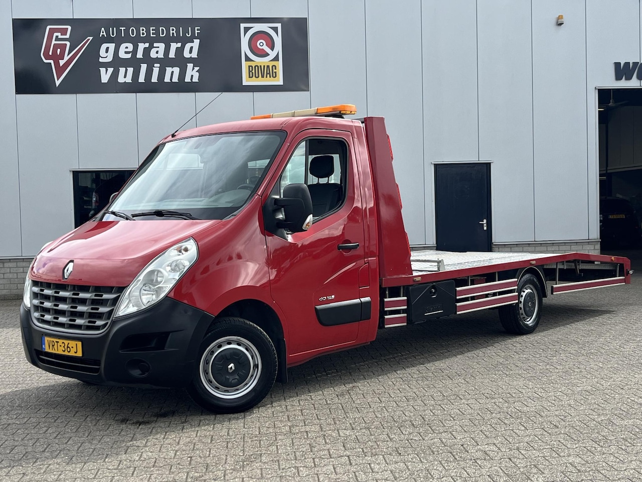 Renault Master - T35 2.3 dCi OPRIJWAGEN LUCHTVERING LIER AUTOAMBU - AutoWereld.nl