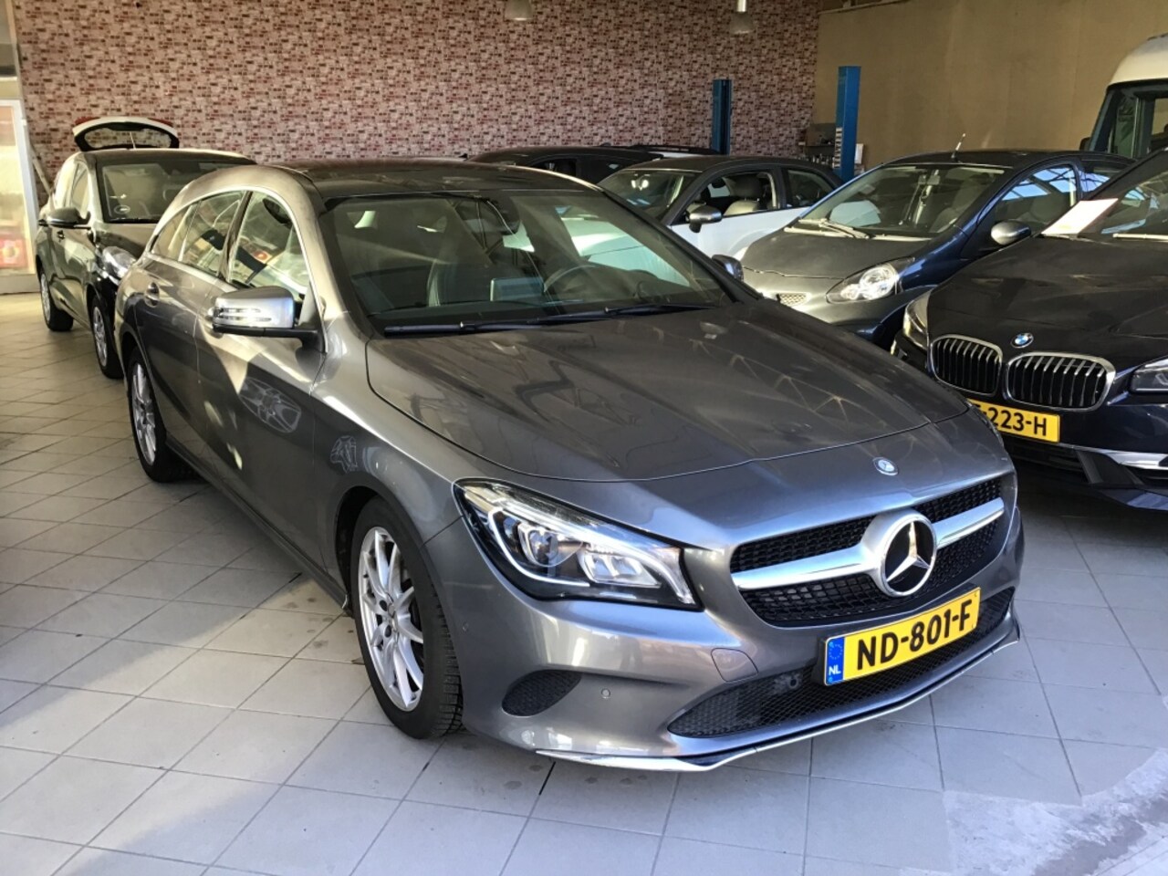 Mercedes-Benz CLA-klasse Shooting Brake - 180 Lease Edit. Plus - AutoWereld.nl