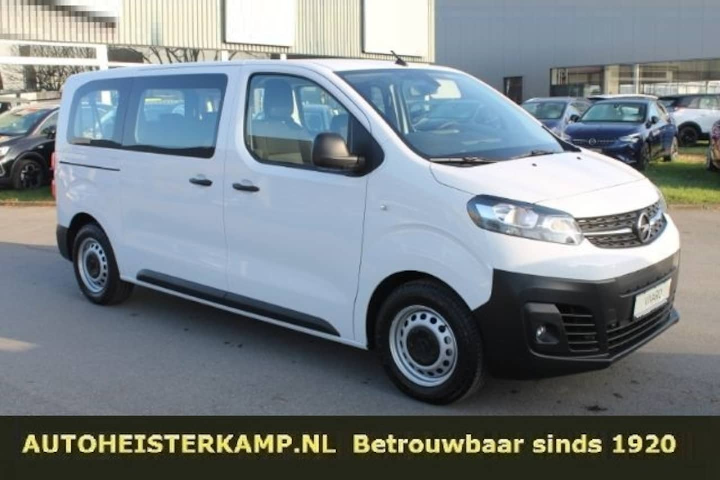 Opel Vivaro Combi Electric - L2 75 kWh 8 Zitter 31.400 EX BTW Camera Apple CarPlay Android Auto - AutoWereld.nl