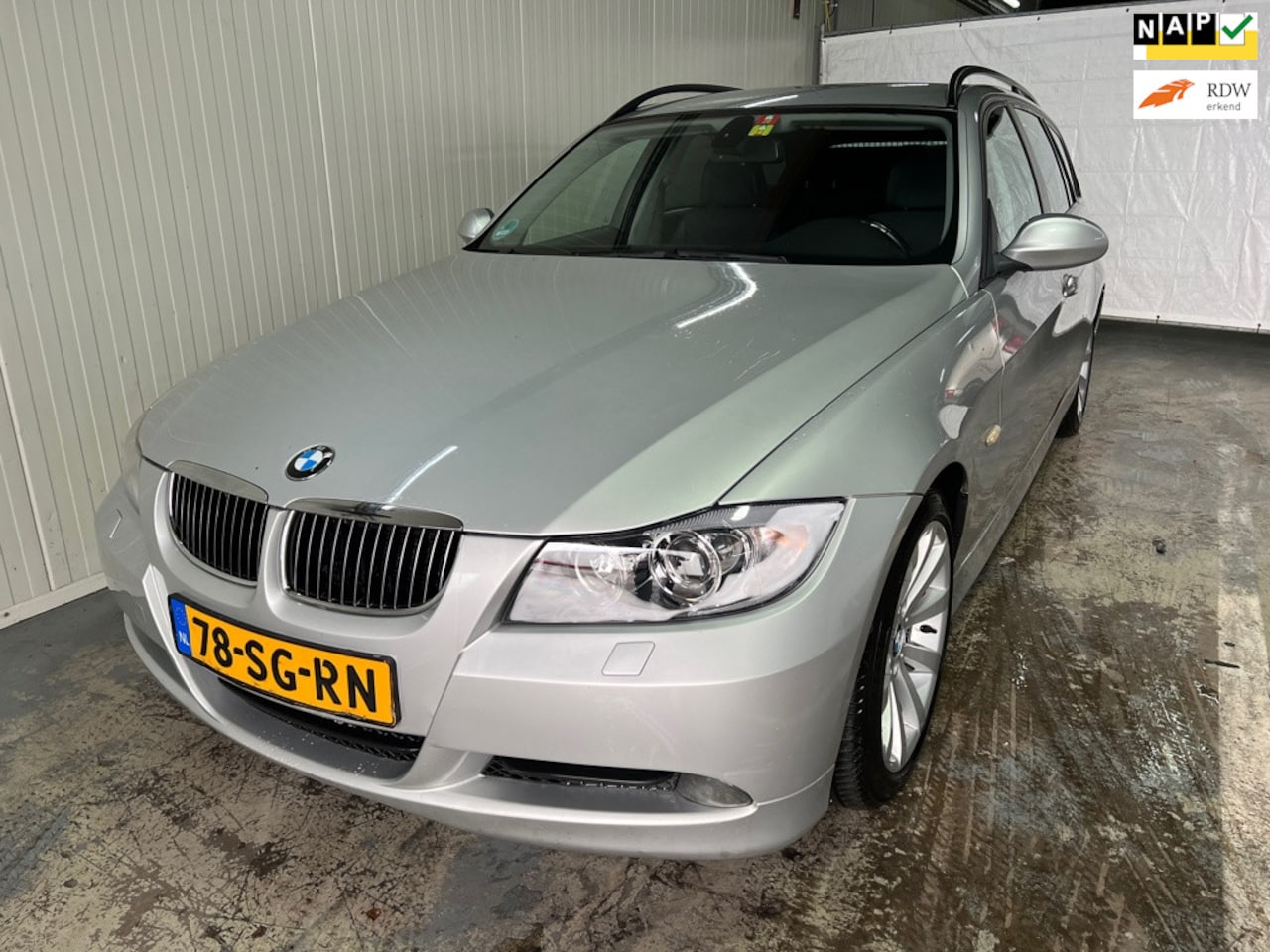 BMW 3-serie Touring - 320d Dynamic Executive 320d Dynamic Executive - AutoWereld.nl