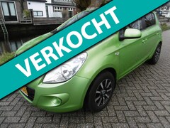 Hyundai i20 - 1.2i i-Motion 77pk 5-deurs 2e eigenaar Airco Zuinig B-label