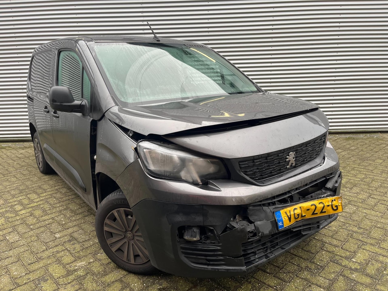 Peugeot Partner - 1.5 BlueHDI Premium|Airco|Cruise|Trekhaak|Navi via usb|Schuifdeur| - AutoWereld.nl