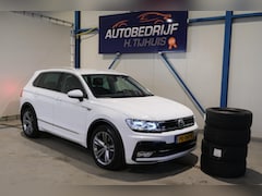 Volkswagen Tiguan - 1.4 TSI Connected Series R-Line - N.A.P. Airco, Cruise, Navi, PDC, Trekhaak