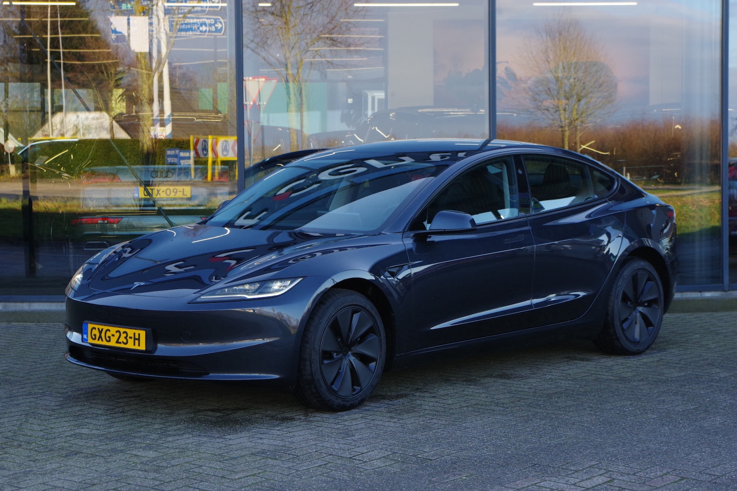 Tesla Model 3 - Long Range RWD Long Range RWD 78 kWh *PER-DIRECT LEVERBAAR*, Panoramadak, 4 x Stoelverwarming, Entertainm - AutoWereld.nl