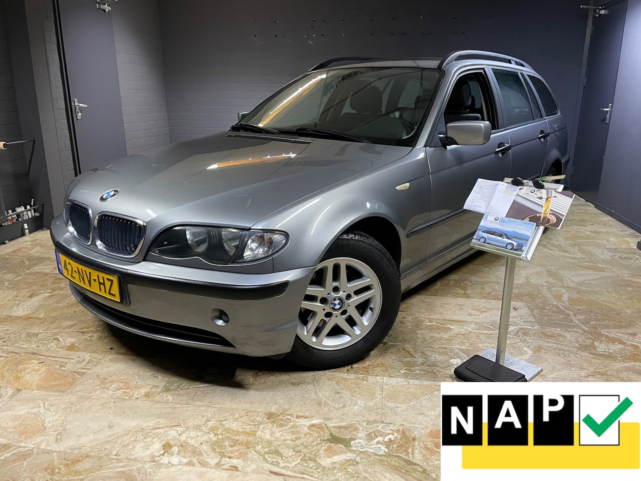 BMW 3-serie Touring - 316i Executive Automaat Yongtimer - AutoWereld.nl