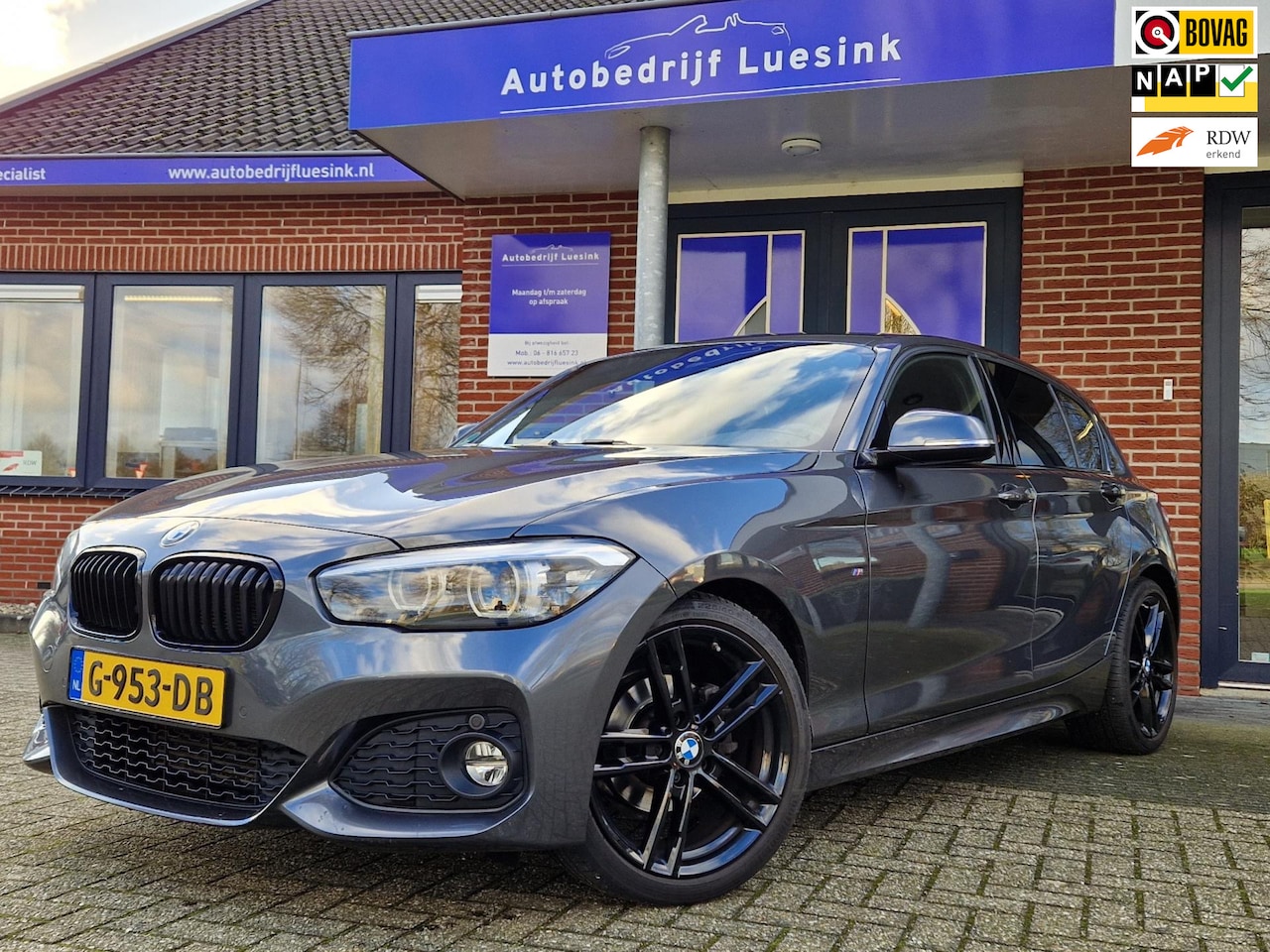 BMW 1-serie - 118i Edition M Sport Shadow High Executive Black Edition Nederlands Dealeronderhouden (con - AutoWereld.nl