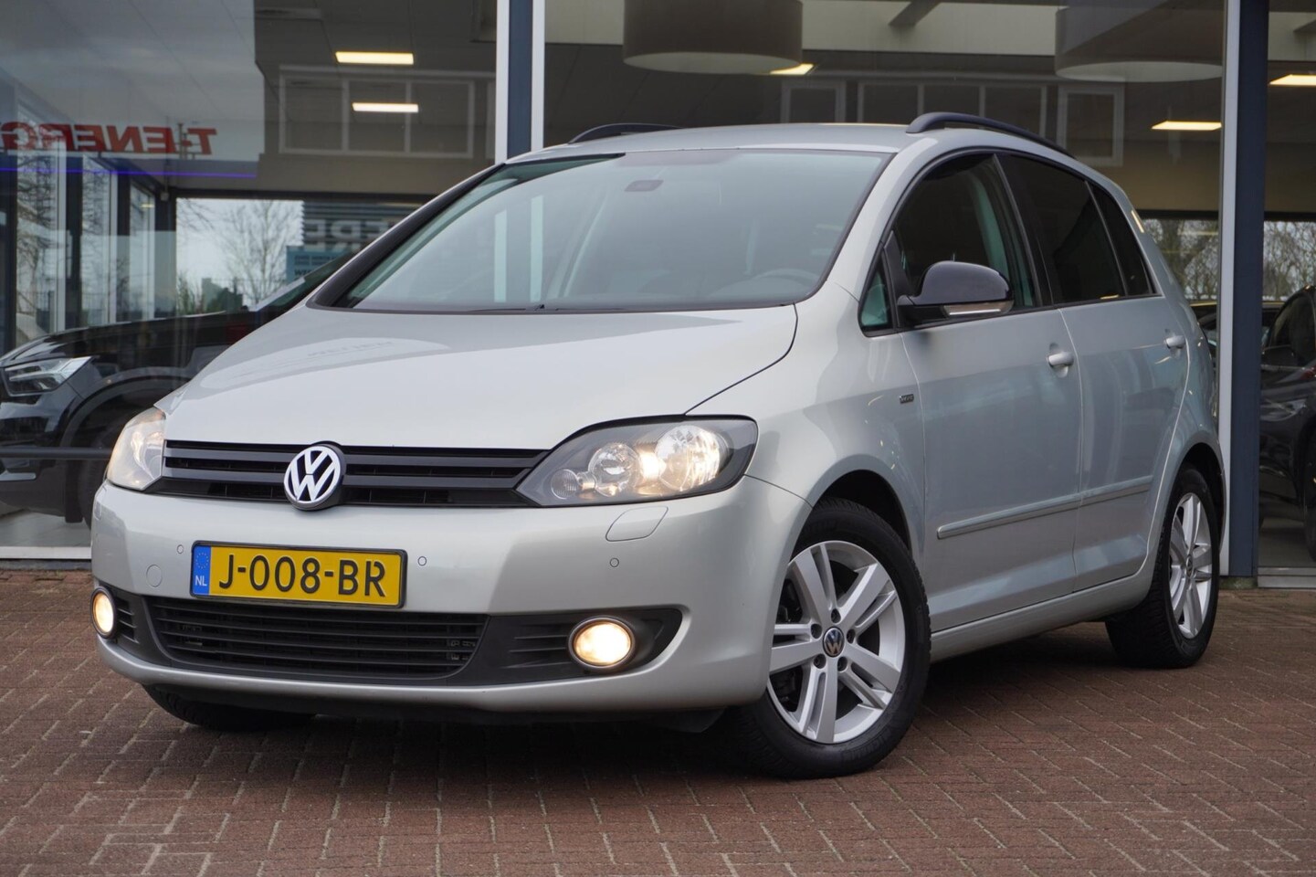 Volkswagen Golf Plus - 1.4 TSI Comfortline | Automaat | Airco | Elek. pakket | Navigatie | PDC | Elek. pakket | I - AutoWereld.nl