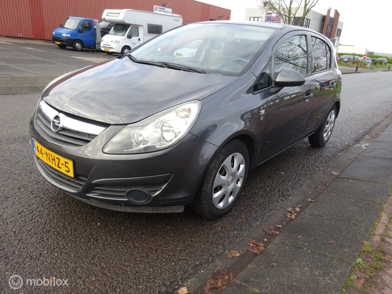 Opel Corsa - 1.2-16V '111' Edition 1.2-16V '111' Edition - AutoWereld.nl