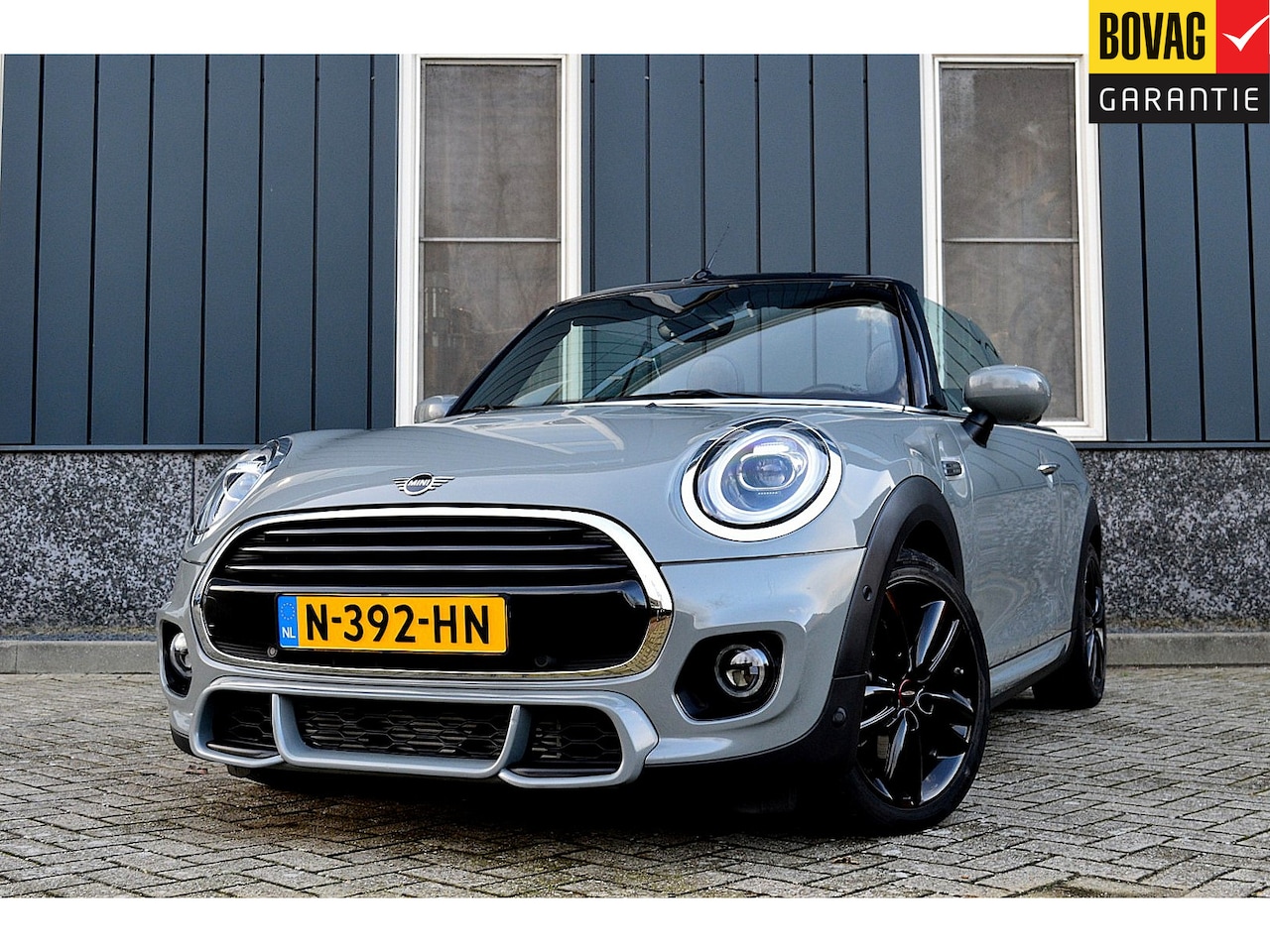 MINI Cabrio - Mini 1.5 Cooper Chili JCW-Pakket Rijklaarprijs-Garantie Navigatie Led Sport Interieur Stoe - AutoWereld.nl