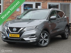 Nissan Qashqai - 1.2 DIG-T Tekna Automaat/Panoramadak/Camera/Led/Climate/Stoelverwarming/18 Inch/Trekhaak