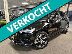 Volvo XC60 - 2.0 Recharge T8 AWD R-Design PHEV / Panorama -dak / stoel verwarming / trekhaak