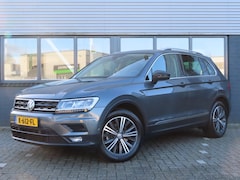 Volkswagen Tiguan - 1.5 TSI ACT Comfortline Business | trekhaak | adaptive cruise | dode hoek detectie | stoel