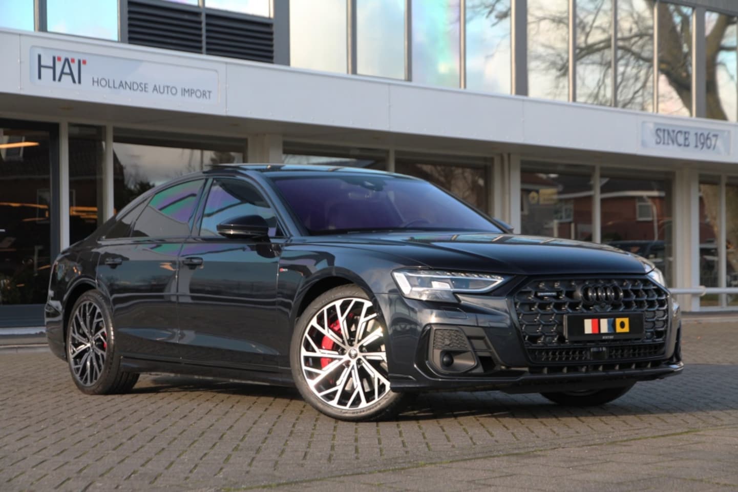 Audi A8 - 60 TFSIe Quattro S-Line I Massage I HUD - AutoWereld.nl